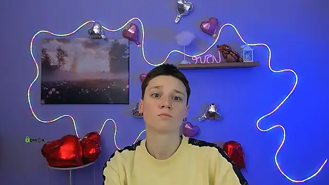 Snapshot of emi_fade chatting on February 17, 2026, 9:06 am emi fade online show from February 17, 2026, 9:06 am