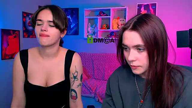 laurenmurrr online show from April 24, 2026, 9:44 am