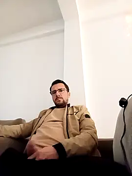 Snapshot of NatanCasad0 chatting on February 8, 2026, 8:12 am NatanCasad0 online show from February 8, 2026, 8:12 am