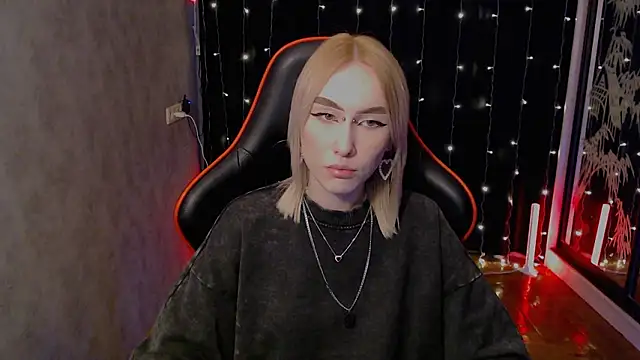 crybambi online show from February 4, 2026, 5:35 am