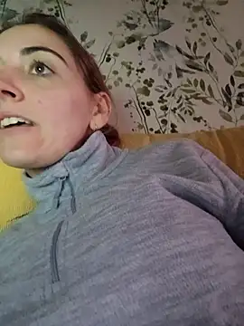 laparejaideal08 online show from March 5, 2026, 6:26 pm