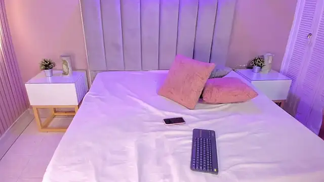  Kailythompson online show from February 5, 2026, 7:21 pm