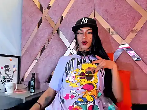 MeghanQueen   online show from May 16, 2026, 5:39 am