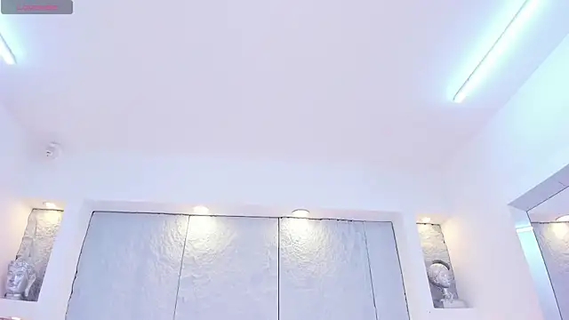 Ravenn21x online show from April 9, 2026, 10:38 pm