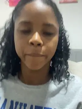 LIA PARKERR online show from February 8, 2026, 10:51 pm