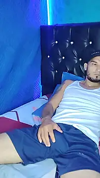 junior men22 online show from February 4, 2026, 12:55 pm