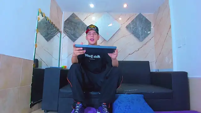 Snapshot of Dominic_26 chatting on February 11, 2026, 8:31 pm Dominic 26 online show from February 11, 2026, 8:31 pm