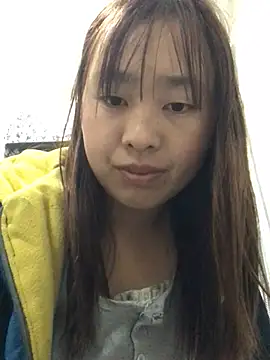 honeyyy110 online show from February 4, 2026, 2:45 pm