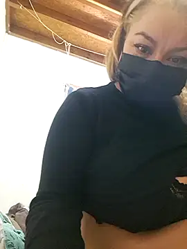 tuhardsexy online show from June 10, 2026, 6:09 pm