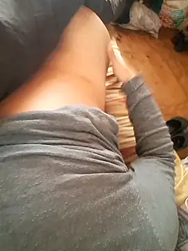 tuhardsexy online show from May 22, 2026, 4:27 pm