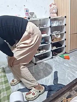 Mey mey2k3 online show from February 15, 2026, 4:02 am