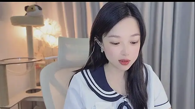 Yumi yuni online show from May 9, 2026, 2:37 am