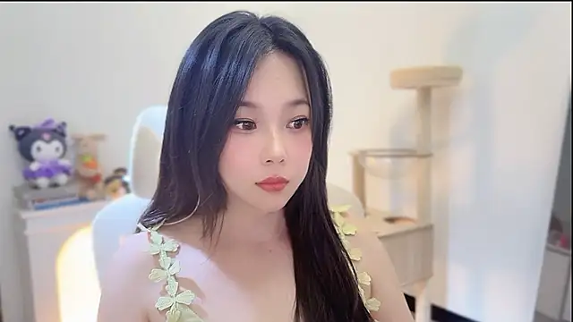Yumi yuni online show from July 4, 2026, 1:04 pm
