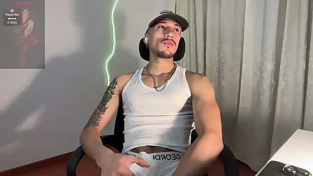 rafael stone11 online show from March 25, 2026, 1:28 am