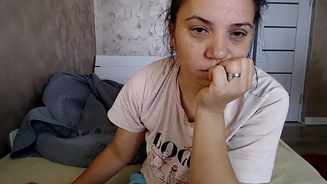 Snapshot of LorraGrey chatting on July 15, 2026, 3:24 am LorraGrey online show from July 15, 2026, 3:24 am