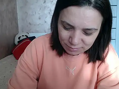 LorraGrey online show from March 13, 2026, 6:40 am