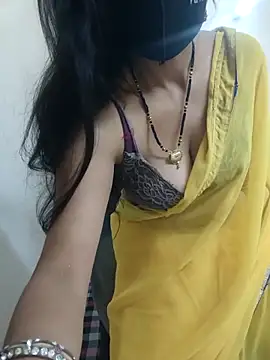 simran sharma01 online show from February 1, 2026, 7:39 am