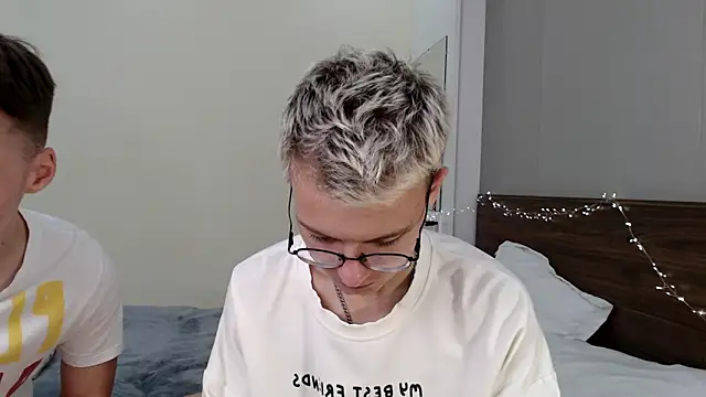 NikiKerryCum online show from February 8, 2026, 12:36 pm