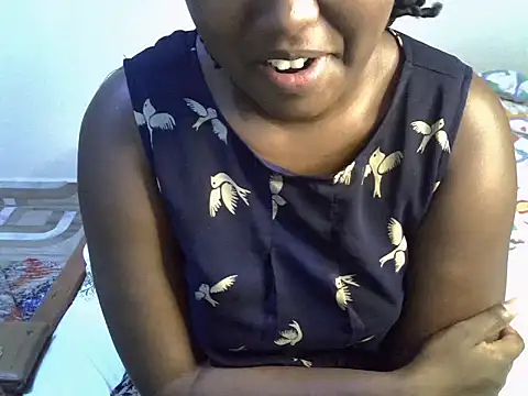 Snapshot of thendo1523 chatting on February 12, 2026, 7:13 pm thendo1523 online show from February 12, 2026, 7:13 pm