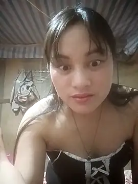 Snapshot of Momo-biki chatting on February 22, 2026, 12:40 pm Momo-biki online show from February 22, 2026, 12:40 pm