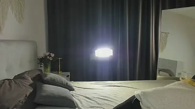 Lollita Morgan online show from April 18, 2026, 6:05 am