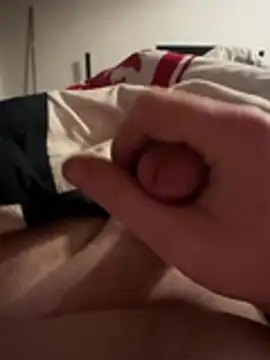 DasmannlicheModel online show from April 11, 2026, 12:07 am