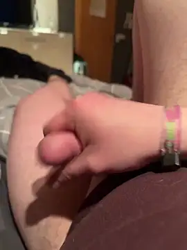 DasmannlicheModel online show from March 16, 2026, 5:59 pm