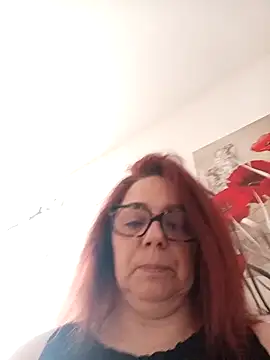 pulpeuse64 online show from February 21, 2026, 12:29 pm