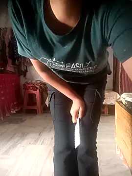 Snapshot of aishwarya_sunkisser chatting on February 6, 2026, 6:53 am aishwarya sunkisser online show from February 6, 2026, 6:53 am