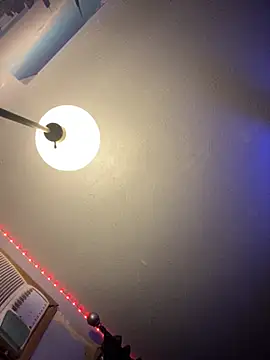 Tupapi696969q online show from March 19, 2026, 3:28 am