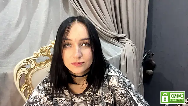 Snapshot of Sylynisem chatting on February 27, 2026, 7:14 pm Sylynisem online show from February 27, 2026, 7:14 pm