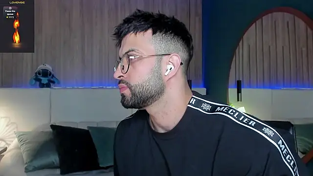 Snapshot of Jeremy_Harden chatting on February 24, 2026, 1:06 am Jeremy Harden online show from February 24, 2026, 1:06 am