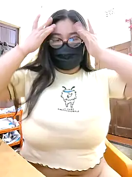 mini27mimi online show from July 13, 2026, 8:19 pm