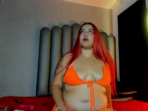 Snapshot of Miaa-Foxx chatting on February 28, 2026, 10:53 pm Miaa-Foxx online show from February 28, 2026, 10:53 pm