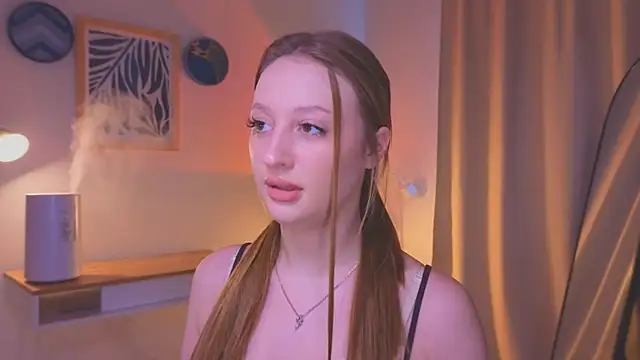 Snapshot of nikapie chatting on February 18, 2026, 5:05 am nikapie online show from February 18, 2026, 5:05 am