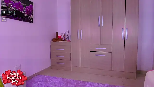 Snapshot of im_natalia chatting on February 14, 2026, 10:48 am im natalia online show from February 14, 2026, 10:48 am