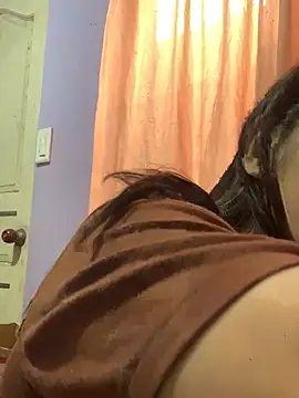 QueenAlisonfoxx online show from February 6, 2026, 7:59 am