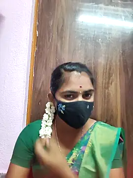 Tamil Hot Shana online show from April 5, 2026, 5:52 pm