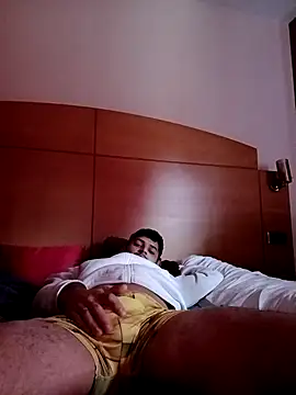 mineiropausudo20 online show from February 3, 2026, 1:38 pm