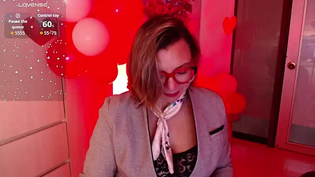 milfsecret69 online show from February 17, 2026, 11:51 am