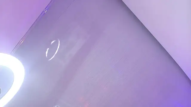 Madame scarlett online show from April 15, 2026, 11:38 am