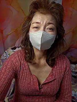 Snapshot of URAN429 chatting on February 17, 2026, 4:54 am URAN429 online show from February 17, 2026, 4:54 am