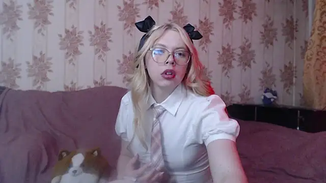 Cutie Bambi online show from February 5, 2026, 11:06 am