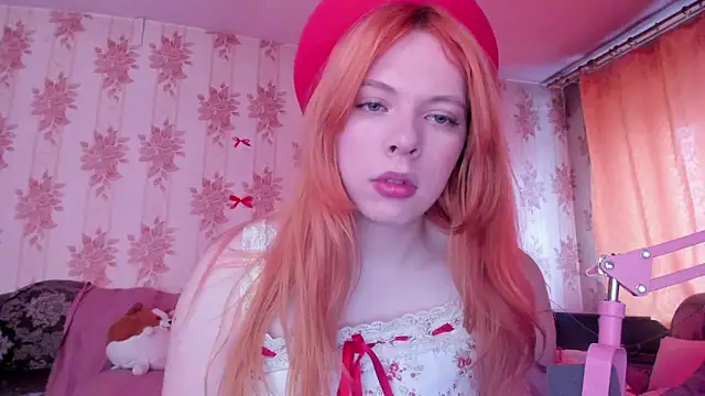Snapshot of Cutie_Bambi chatting on April 18, 2026, 11:12 am Cutie Bambi online show from April 18, 2026, 11:12 am