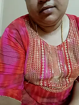 Snapshot of silk_rose05 chatting on February 23, 2026, 1:44 pm silk rose05 online show from February 23, 2026, 1:44 pm