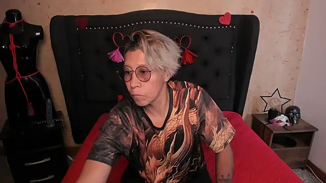 Snapshot of Kali_Panther chatting on February 17, 2026, 7:22 pm Kali Panther online show from February 17, 2026, 7:22 pm