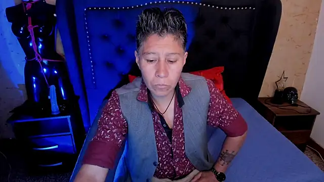 Kali Panther online show from April 13, 2026, 7:29 pm