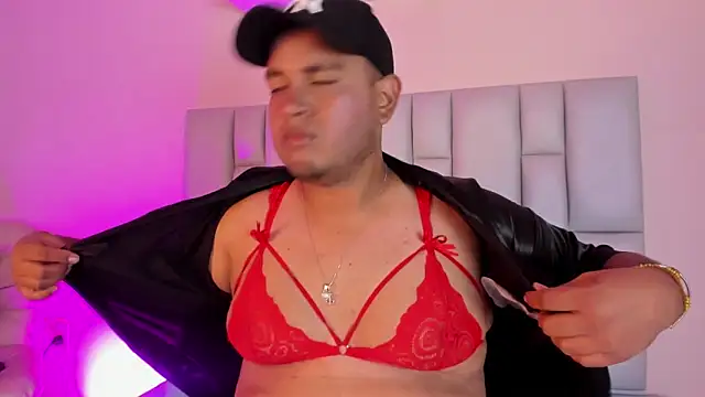 Snapshot of jay_kross1 chatting on February 9, 2026, 7:34 pm jay kross1 online show from February 9, 2026, 7:34 pm