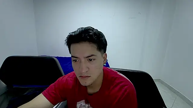 Snapshot of RoseSinsDonViktor chatting on February 3, 2026, 11:15 am RoseSinsDonViktor online show from February 3, 2026, 11:15 am