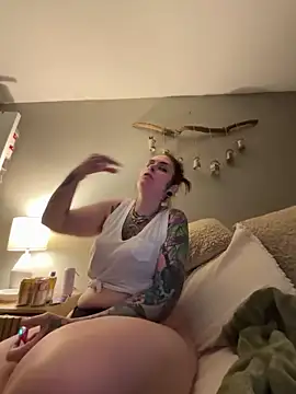 Snapshot of Sexysanka chatting on March 2, 2026, 7:37 am Sexysanka online show from March 2, 2026, 7:37 am